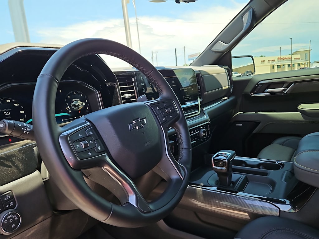 Thumbnail: 2026 Chevrolet Silverado 1500 - 2