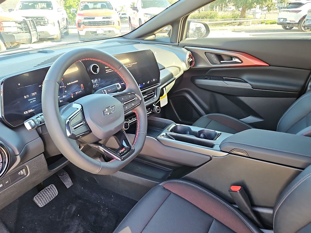 Thumbnail: 2025 Chevrolet Equinox - 2