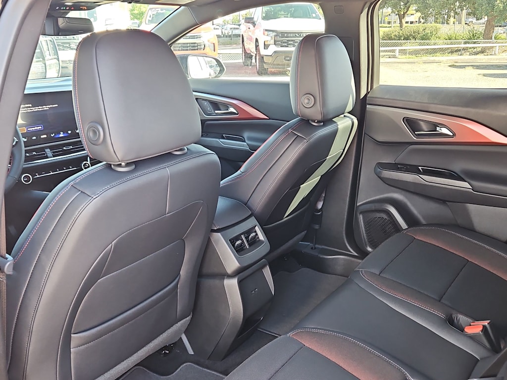 Thumbnail: 2025 Chevrolet Equinox - 12