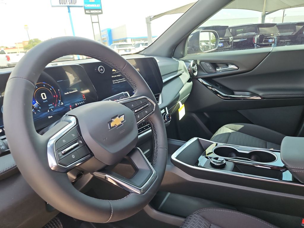 Thumbnail: 2027 Chevrolet Equinox - 2