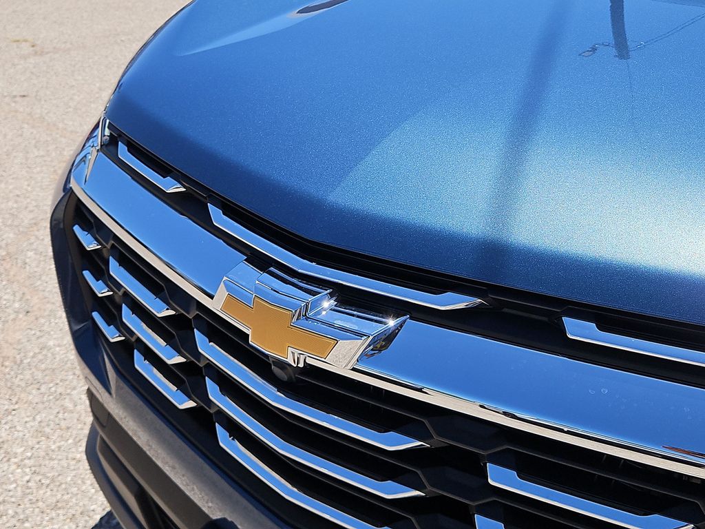 Thumbnail: 2027 Chevrolet Equinox - 22