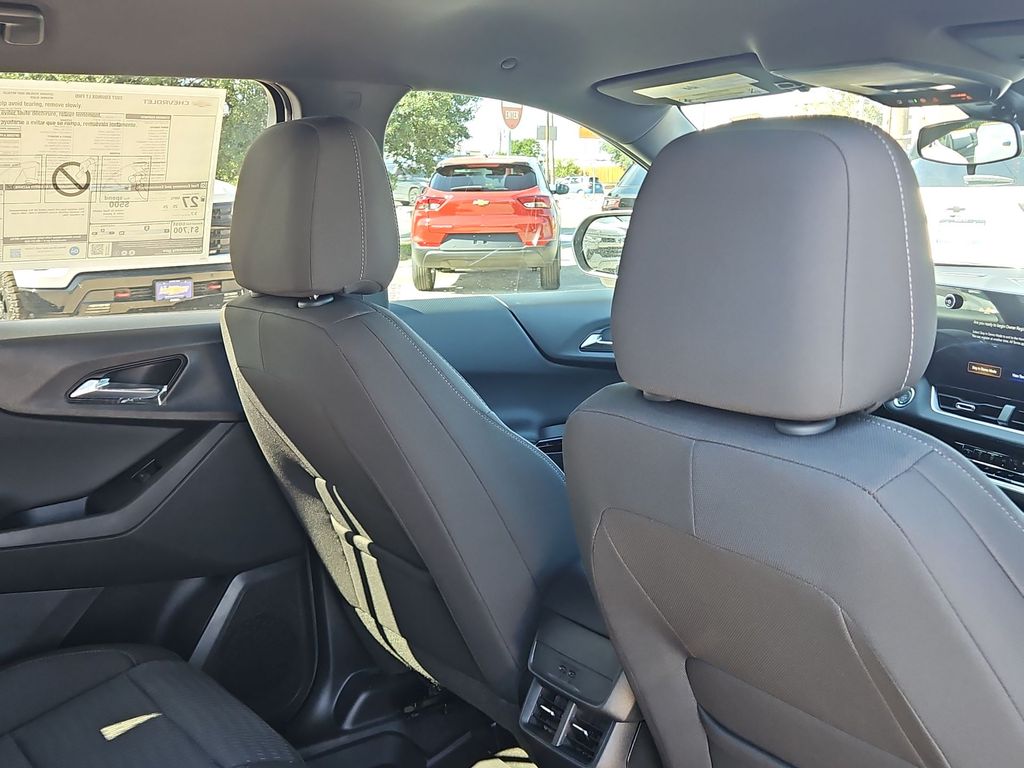 Thumbnail: 2027 Chevrolet Equinox - 22