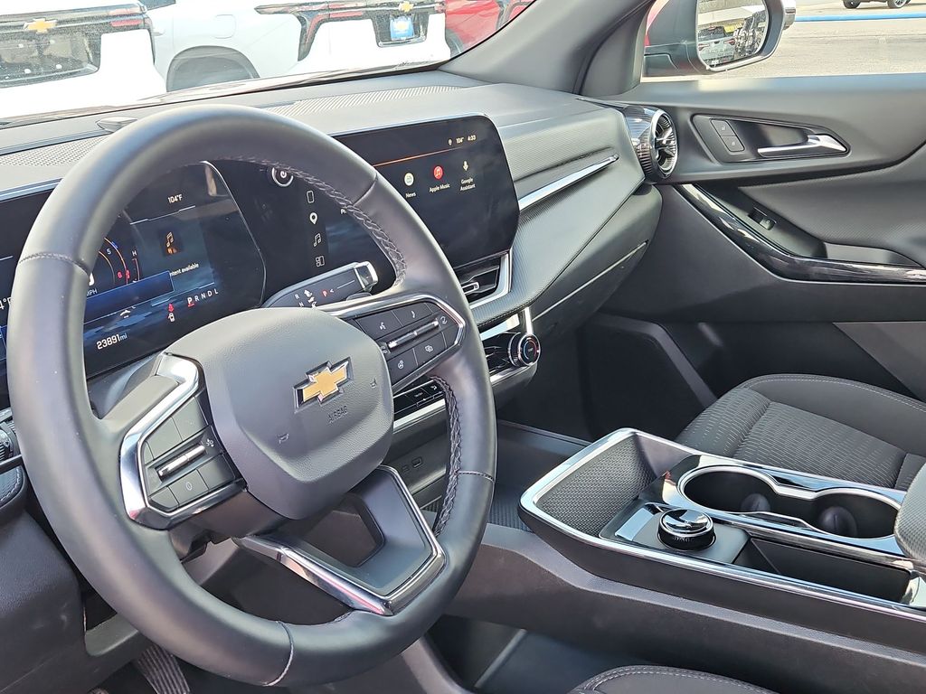 Thumbnail: 2026 Chevrolet Equinox - 2