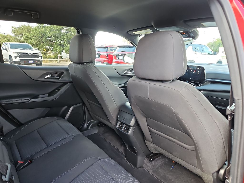 Thumbnail: 2026 Chevrolet Equinox - 12