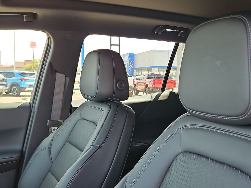 Thumbnail: 2026 Chevrolet Equinox - 10