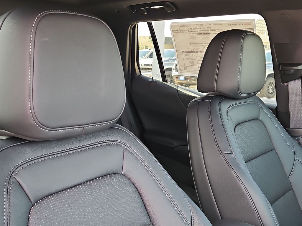 Thumbnail: 2026 Chevrolet Equinox - 11