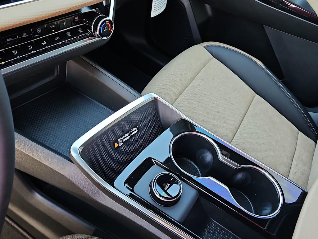Thumbnail: 2026 Chevrolet Equinox - 13