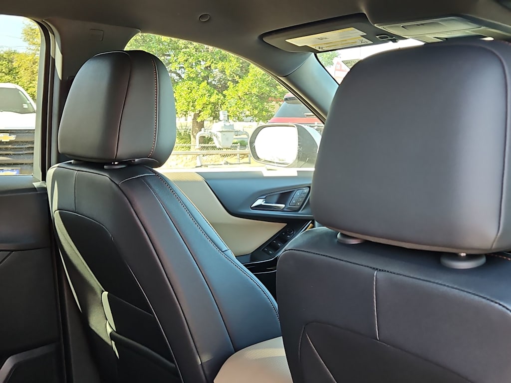 Thumbnail: 2026 Chevrolet Equinox - 21