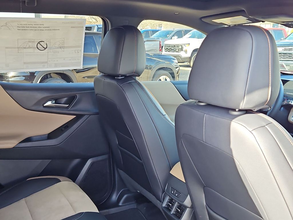 Thumbnail: 2026 Chevrolet Equinox - 22