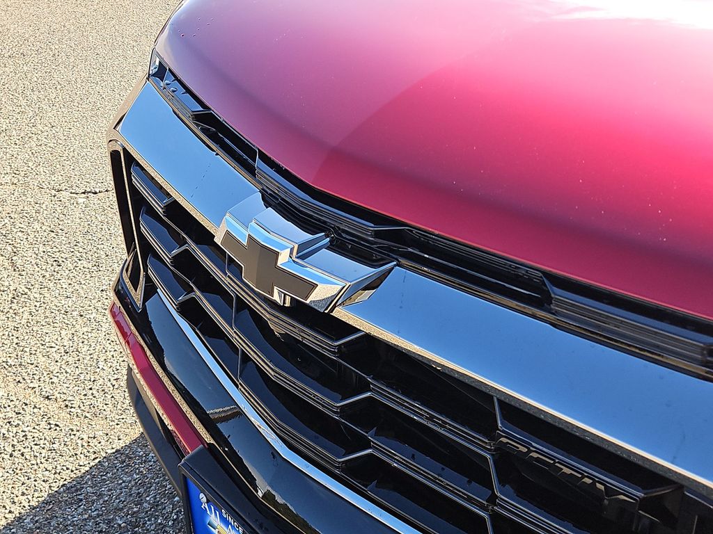 Thumbnail: 2026 Chevrolet Equinox - 21