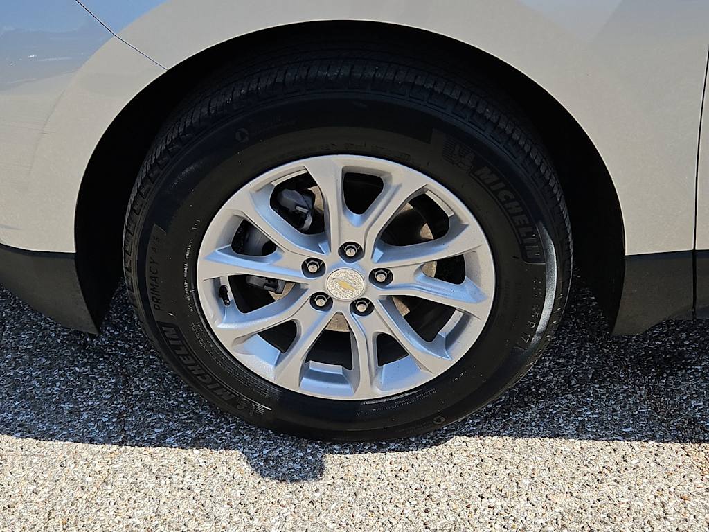 Thumbnail: 2021 Chevrolet Equinox - 8