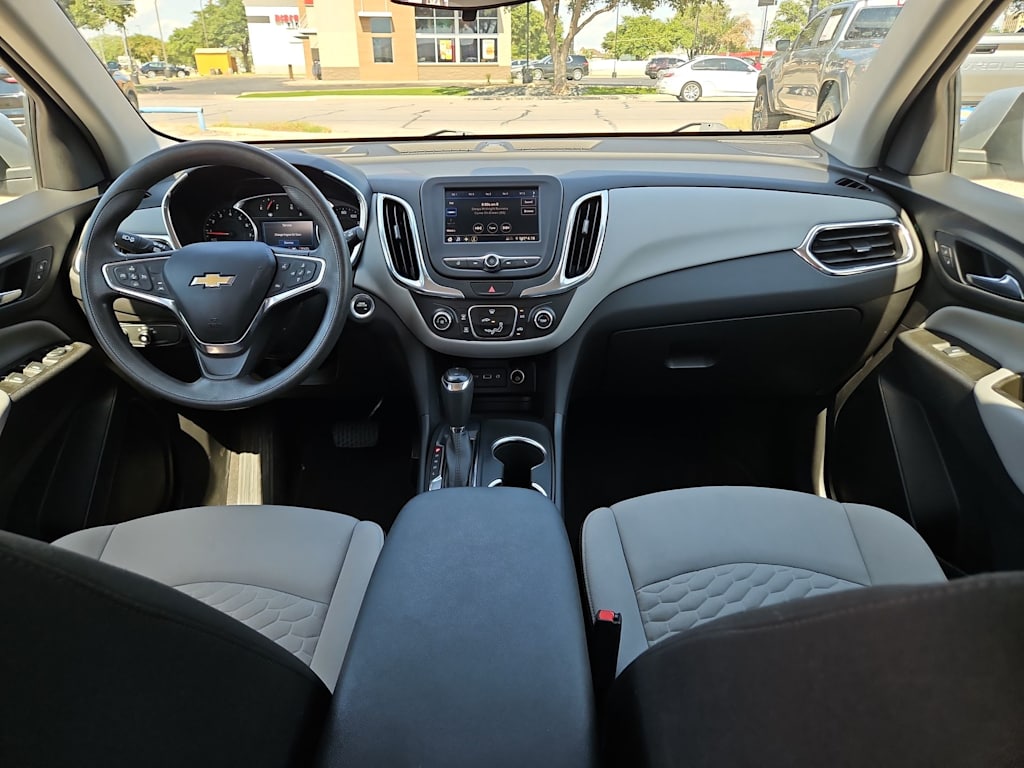 Thumbnail: 2021 Chevrolet Equinox - 10