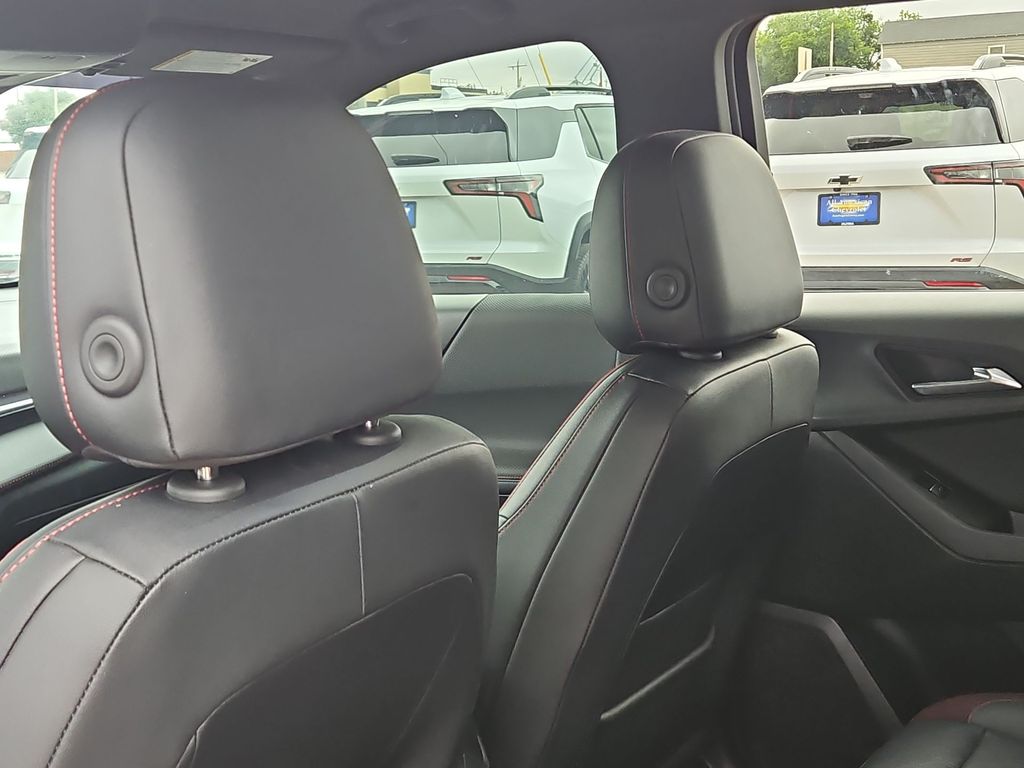 Thumbnail: 2026 Chevrolet Equinox - 9
