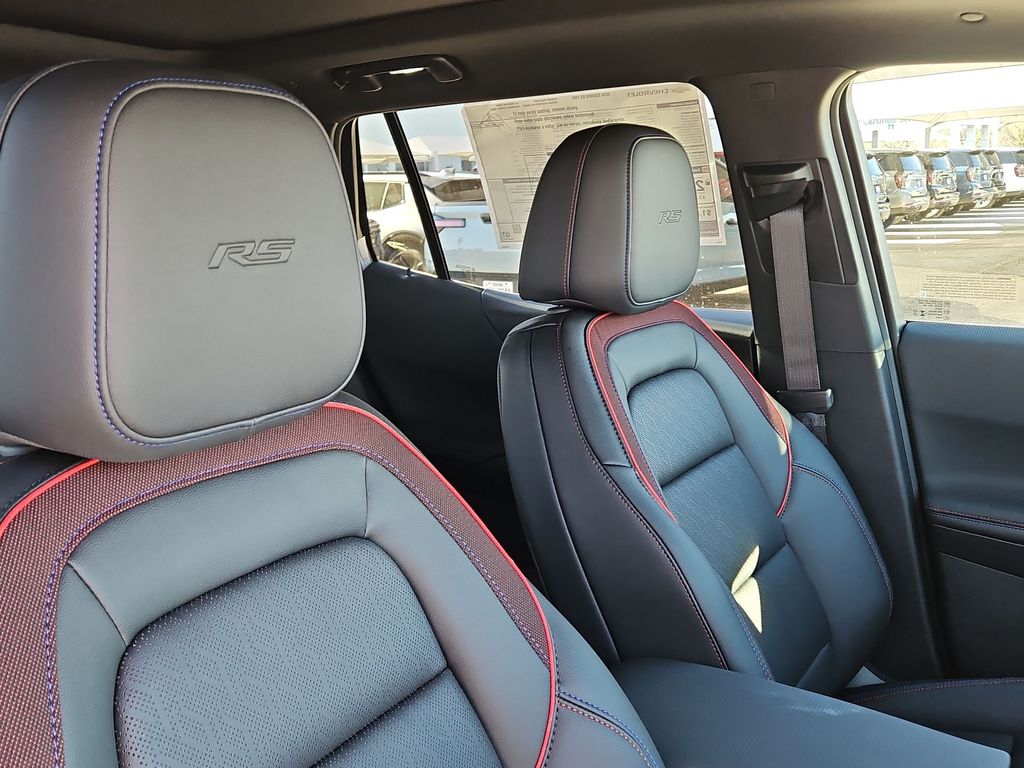 Thumbnail: 2026 Chevrolet Equinox - 10