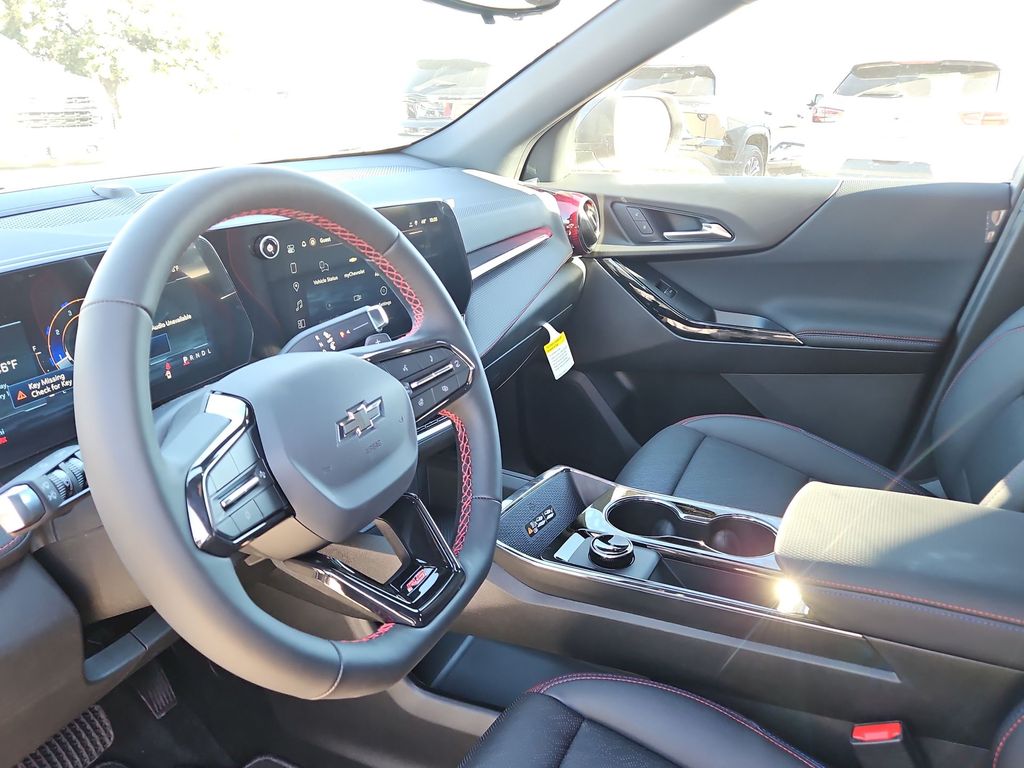 Thumbnail: 2026 Chevrolet Equinox - 2