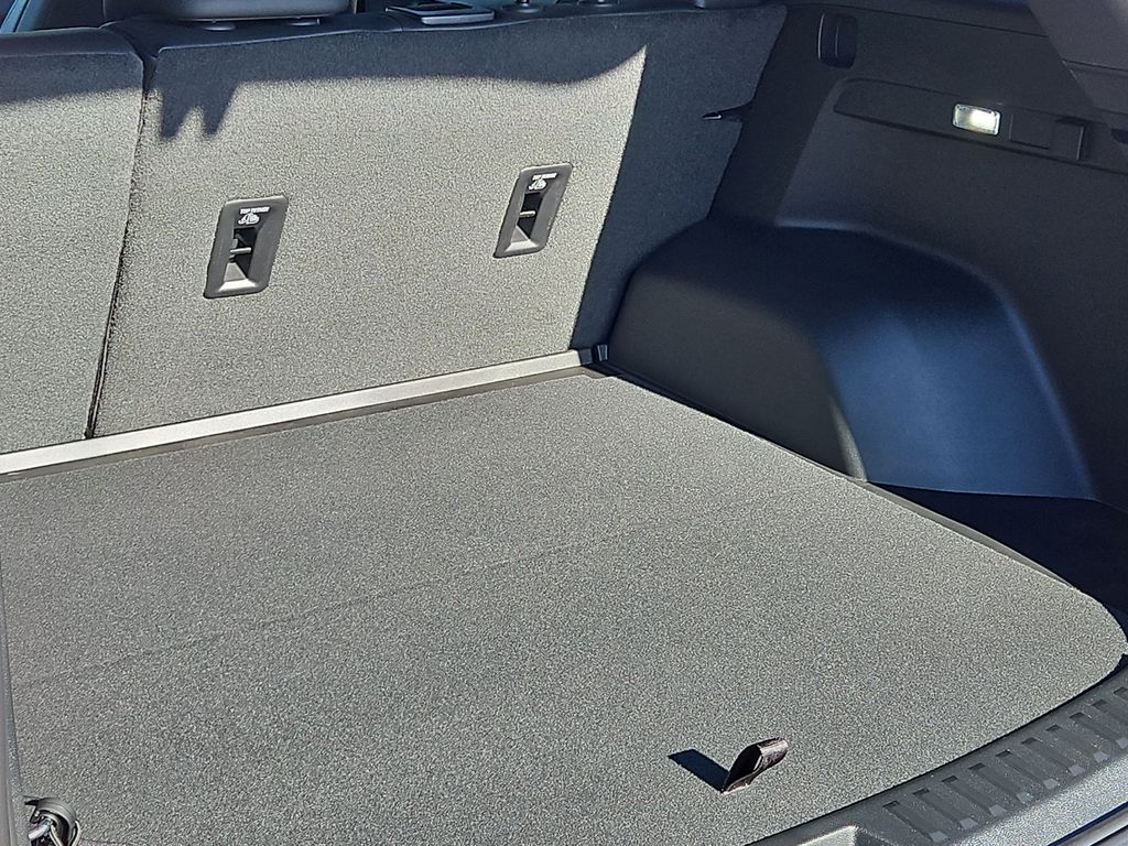 Thumbnail: 2026 Chevrolet Equinox - 15