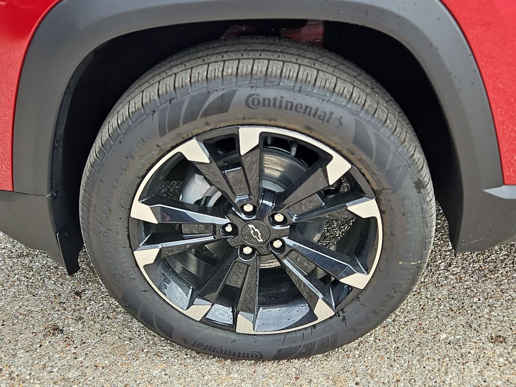 Thumbnail: 2026 Chevrolet Equinox - 8