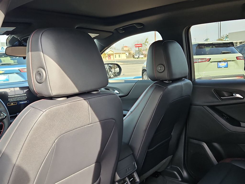 Thumbnail: 2026 Chevrolet Equinox - 10