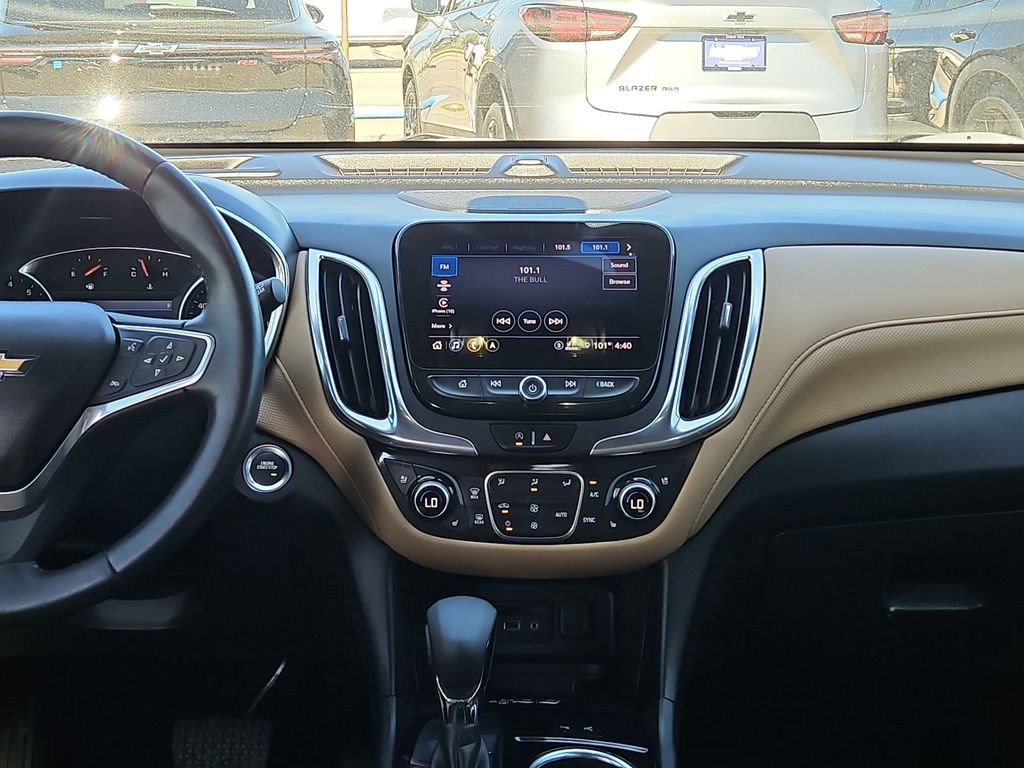 Thumbnail: 2022 Chevrolet Equinox - 22