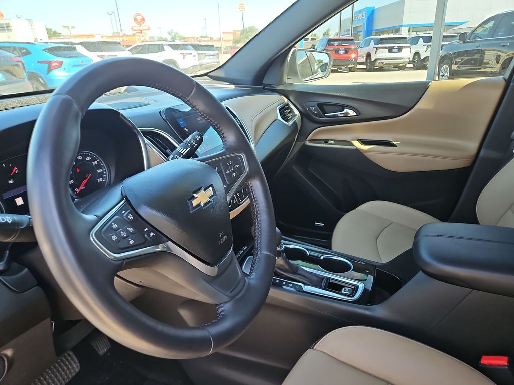 Thumbnail: 2022 Chevrolet Equinox - 2