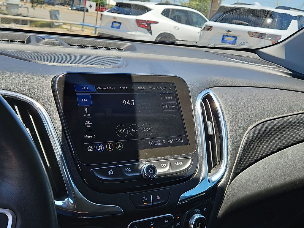 Thumbnail: 2022 Chevrolet Equinox - 14