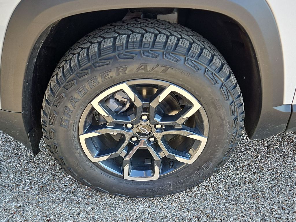 Thumbnail: 2026 Chevrolet Equinox - 8