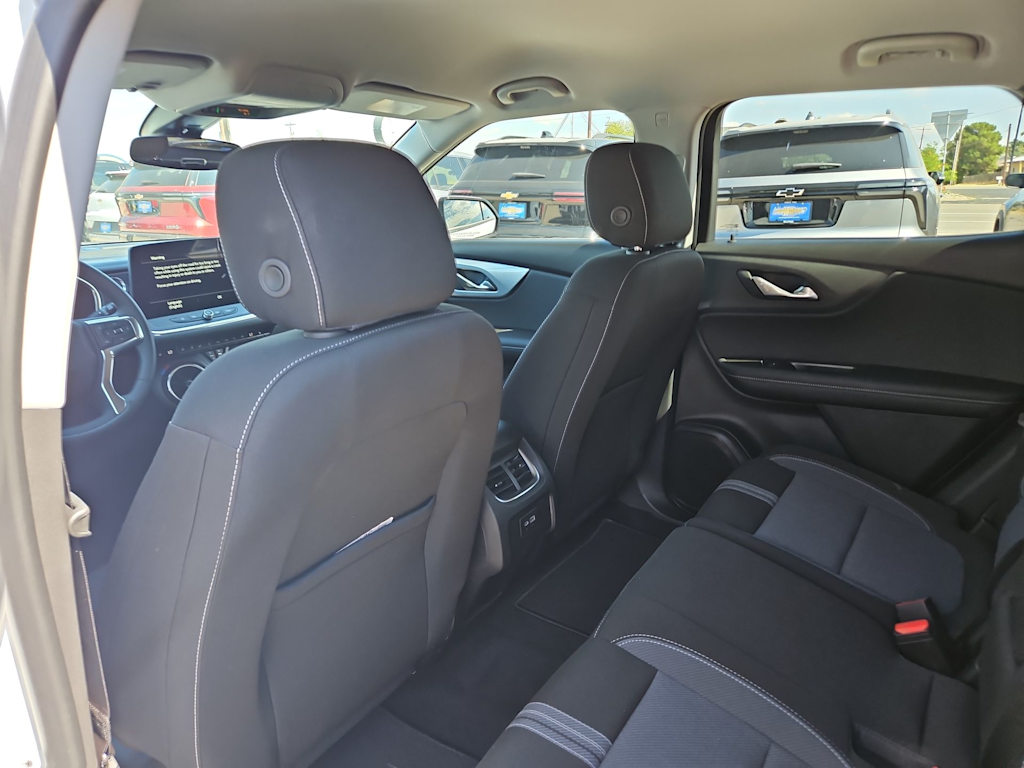 Thumbnail: 2025 Chevrolet Blazer - 12