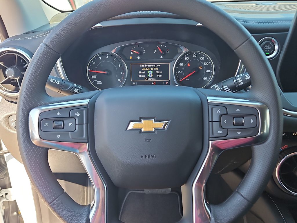Thumbnail: 2025 Chevrolet Blazer - 22