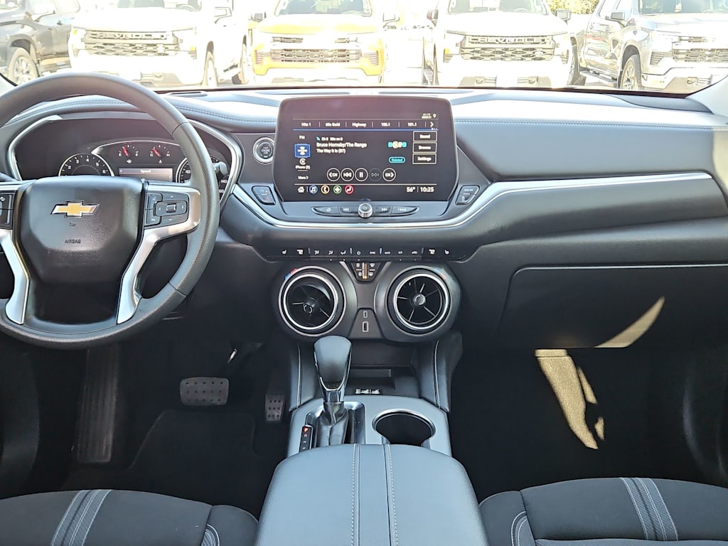 Thumbnail: 2023 Chevrolet Blazer - 9