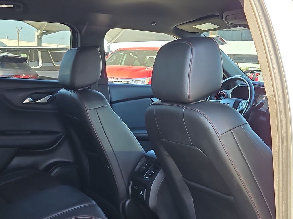 Thumbnail: 2020 Chevrolet Blazer - 24