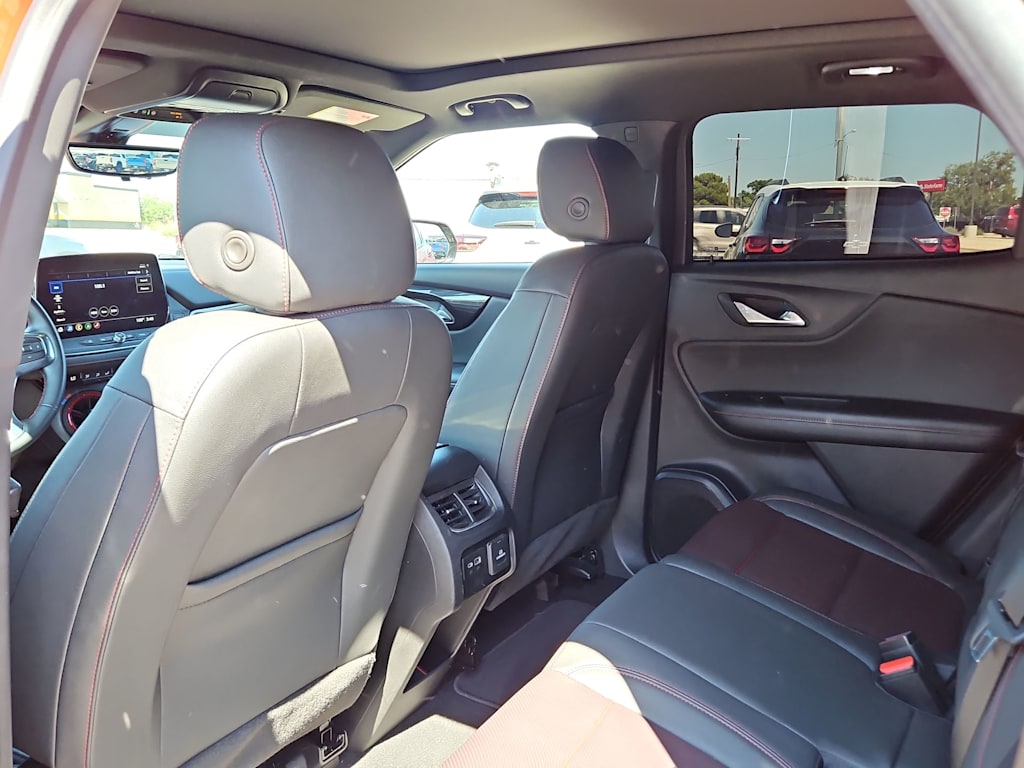 Thumbnail: 2023 Chevrolet Blazer - 12