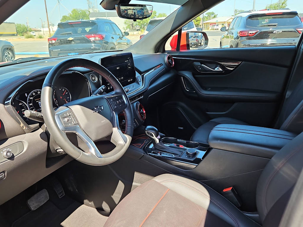 Thumbnail: 2023 Chevrolet Blazer - 2