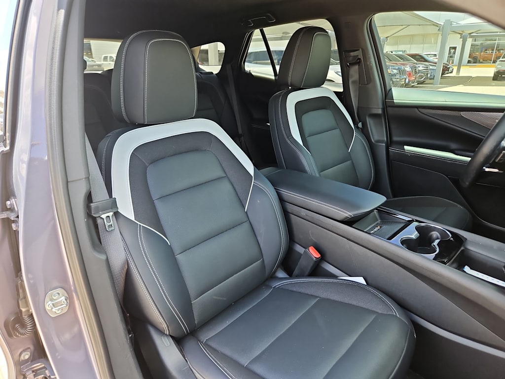 Thumbnail: 2024 Chevrolet Blazer EV - 9