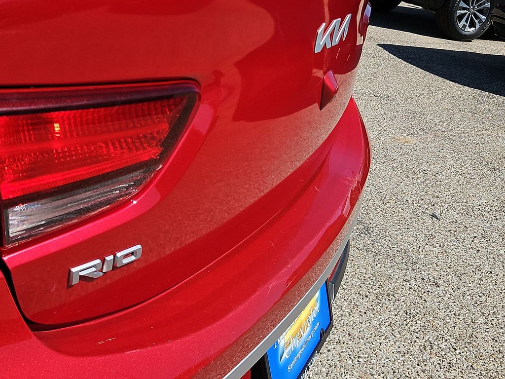 Thumbnail: 2023 Kia Rio - 22
