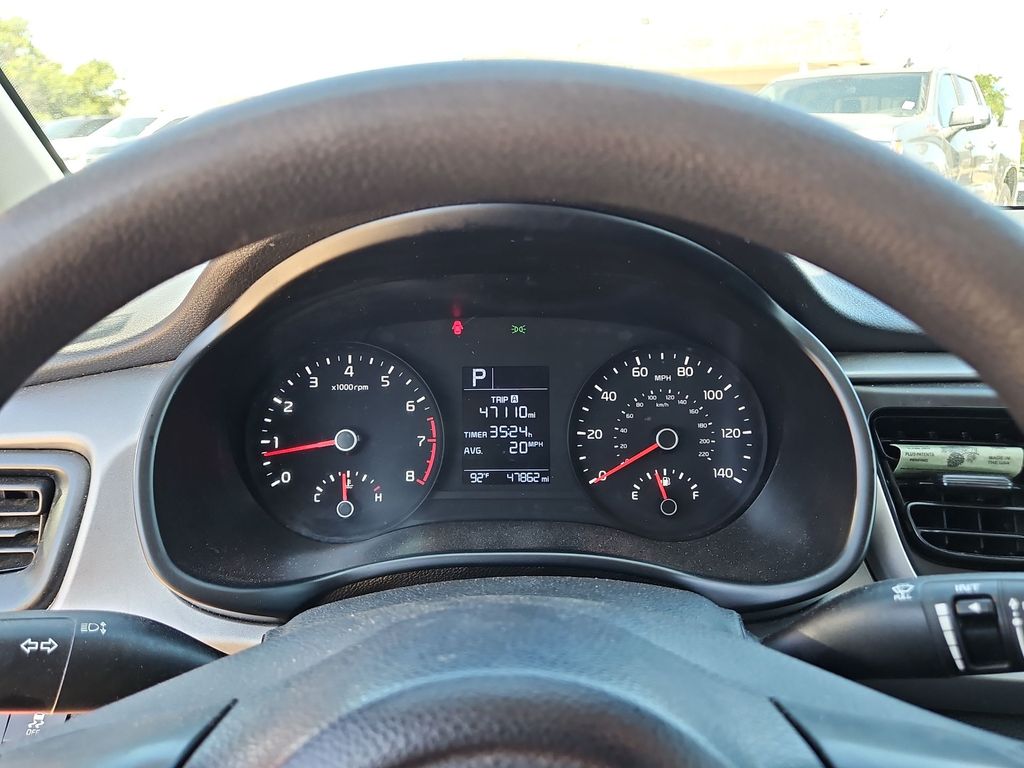 Thumbnail: 2023 Kia Rio - 15