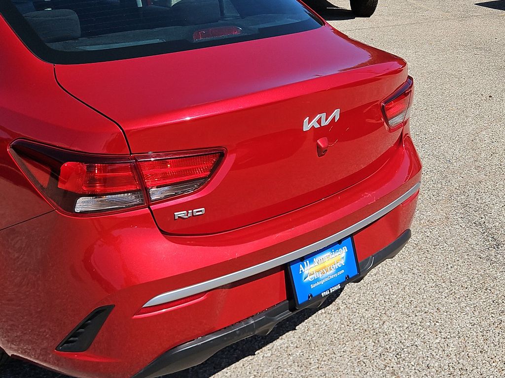 Thumbnail: 2023 Kia Rio - 25