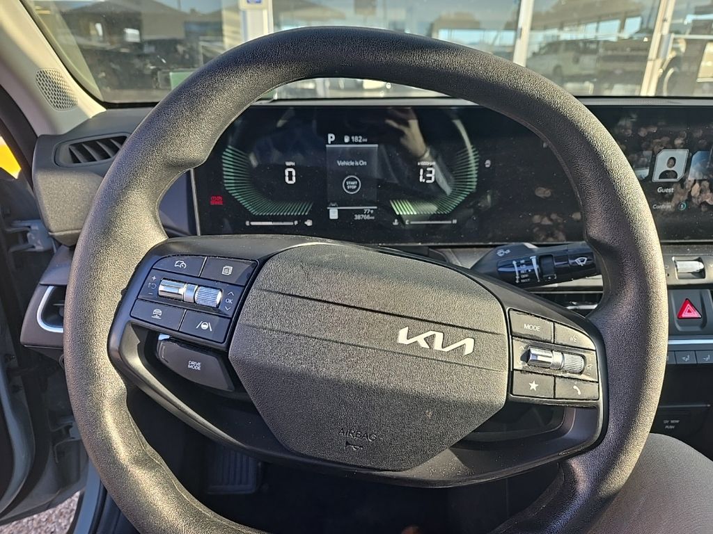 Thumbnail: 2025 Kia K4 - 2