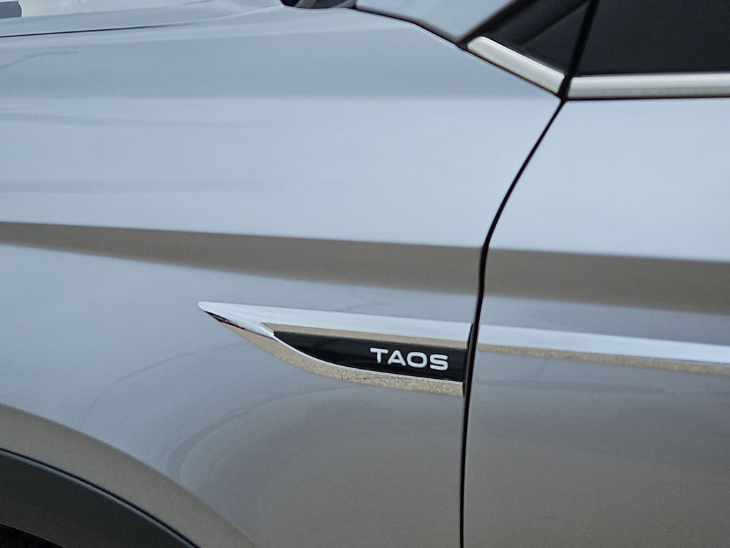 Thumbnail: 2024 Volkswagen Taos - 20