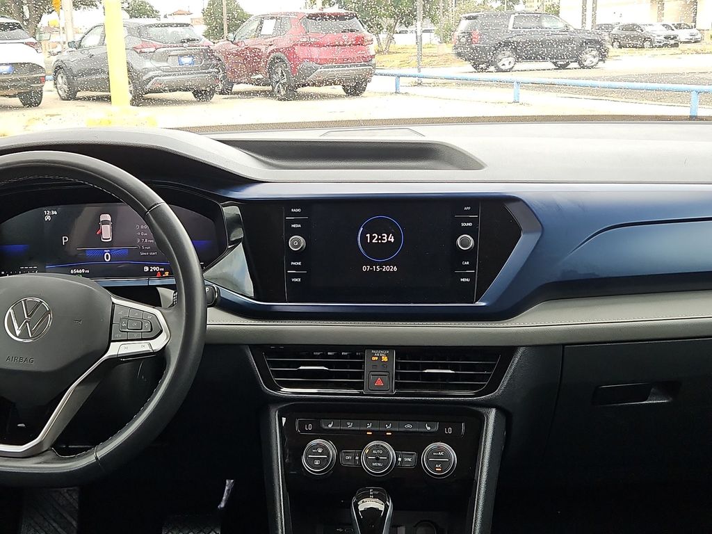 Thumbnail: 2024 Volkswagen Taos - 9
