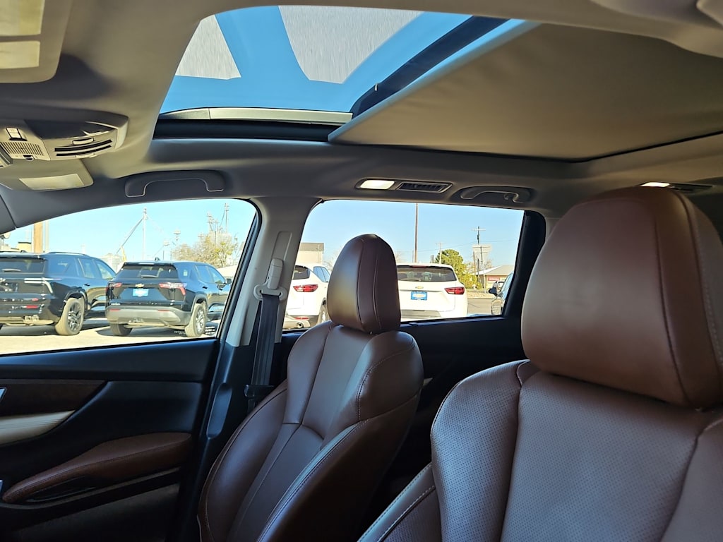 Thumbnail: 2022 Subaru Ascent - 22