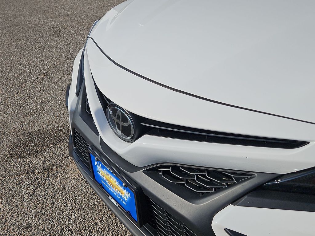 Thumbnail: 2023 Toyota Camry - 20