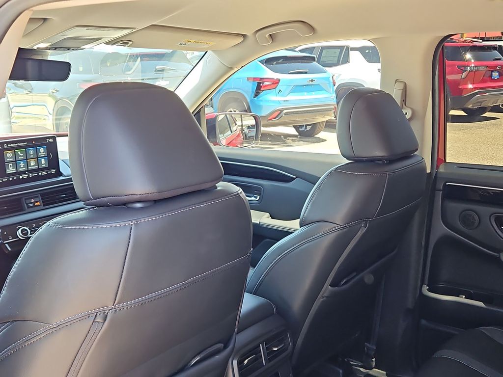 Thumbnail: 2024 Honda Pilot - 11