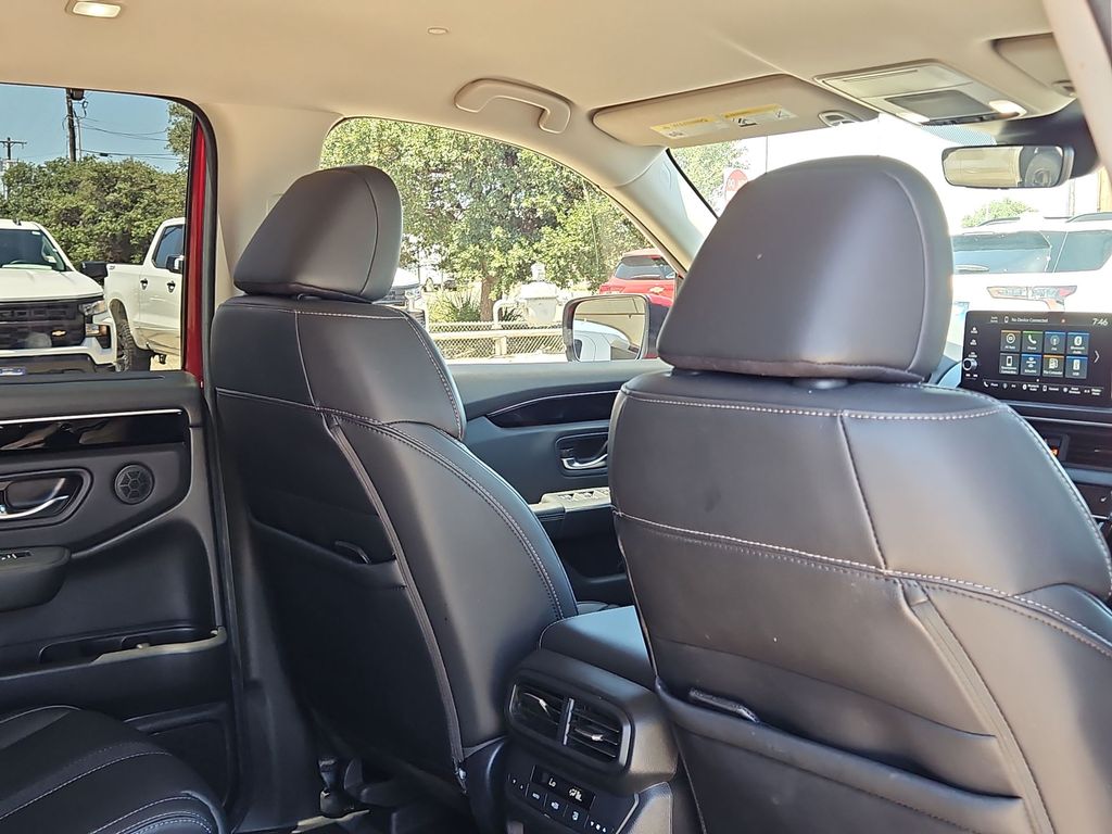 Thumbnail: 2024 Honda Pilot - 23