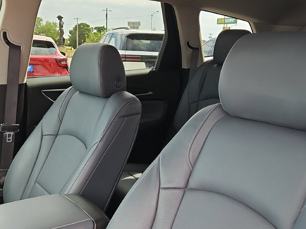 Thumbnail: 2021 Buick Enclave - 10