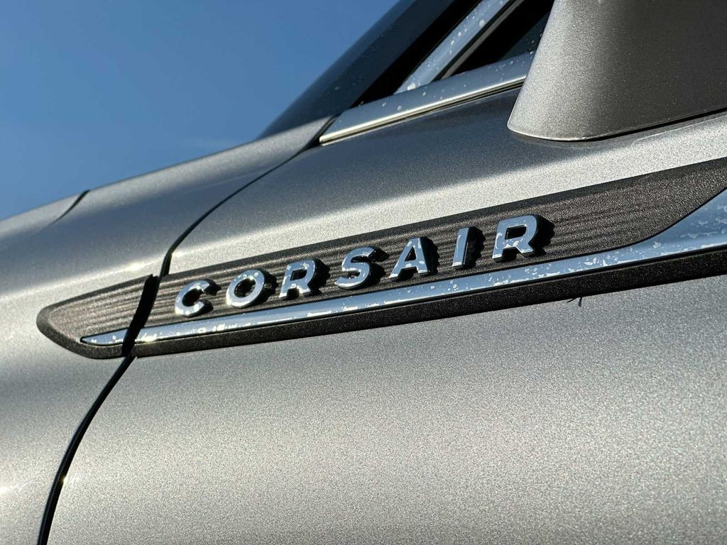 Thumbnail: 2023 Lincoln Corsair - 7