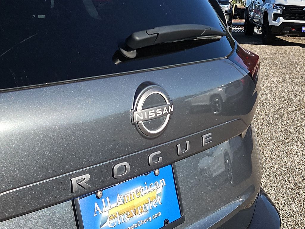 Thumbnail: 2025 Nissan Rogue - 7