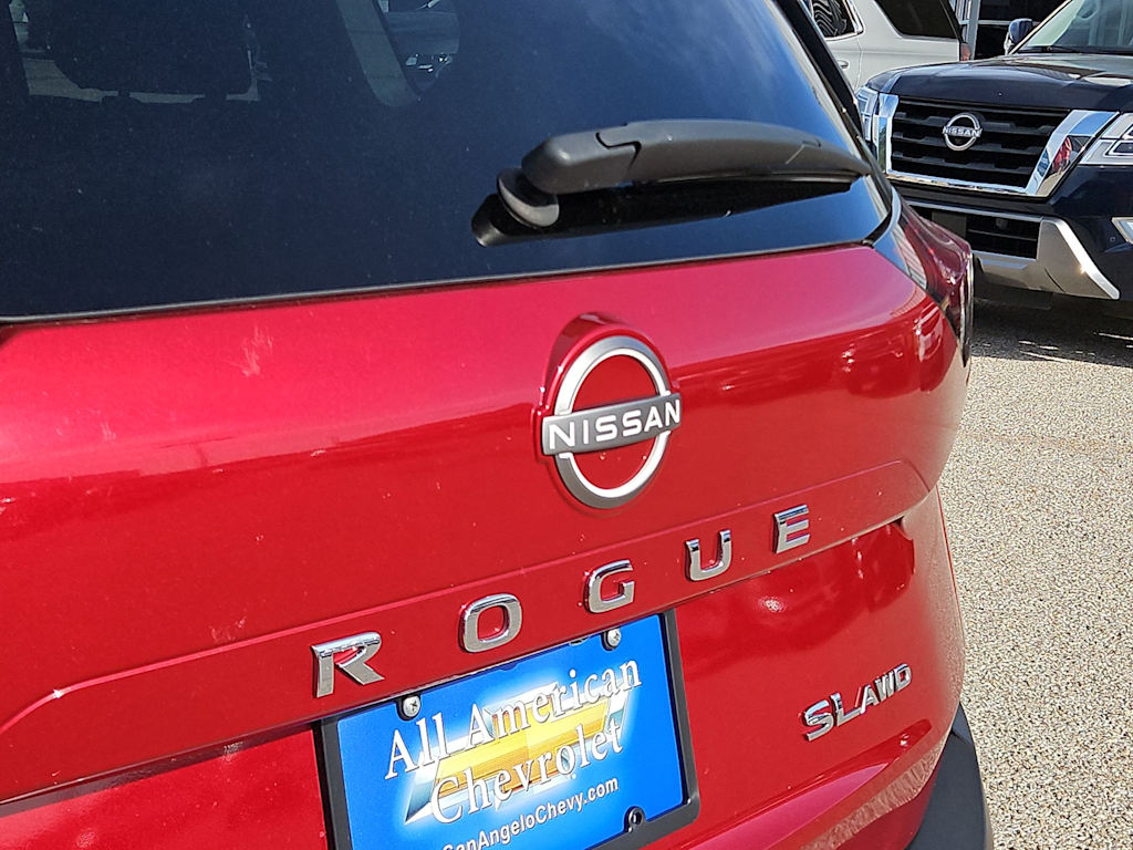 Thumbnail: 2023 Nissan Rogue - 7