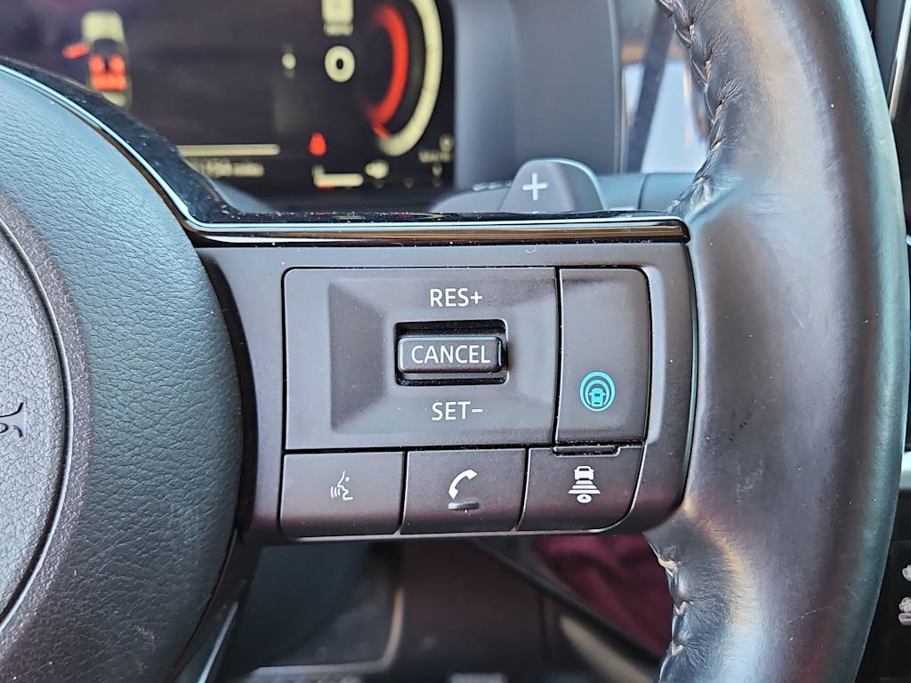 Thumbnail: 2022 Nissan Pathfinder - 24