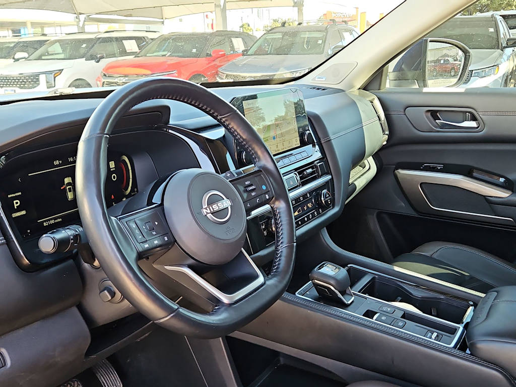 Thumbnail: 2022 Nissan Pathfinder - 2