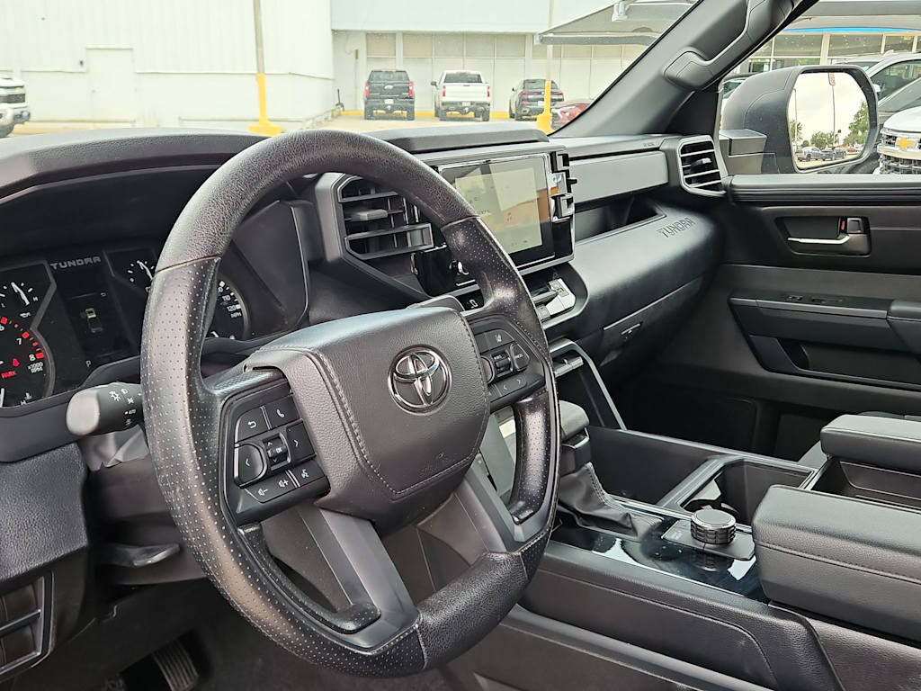 Thumbnail: 2025 Toyota Tundra - 2